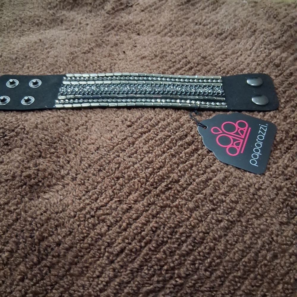 Paparazzi Black Bracellet
